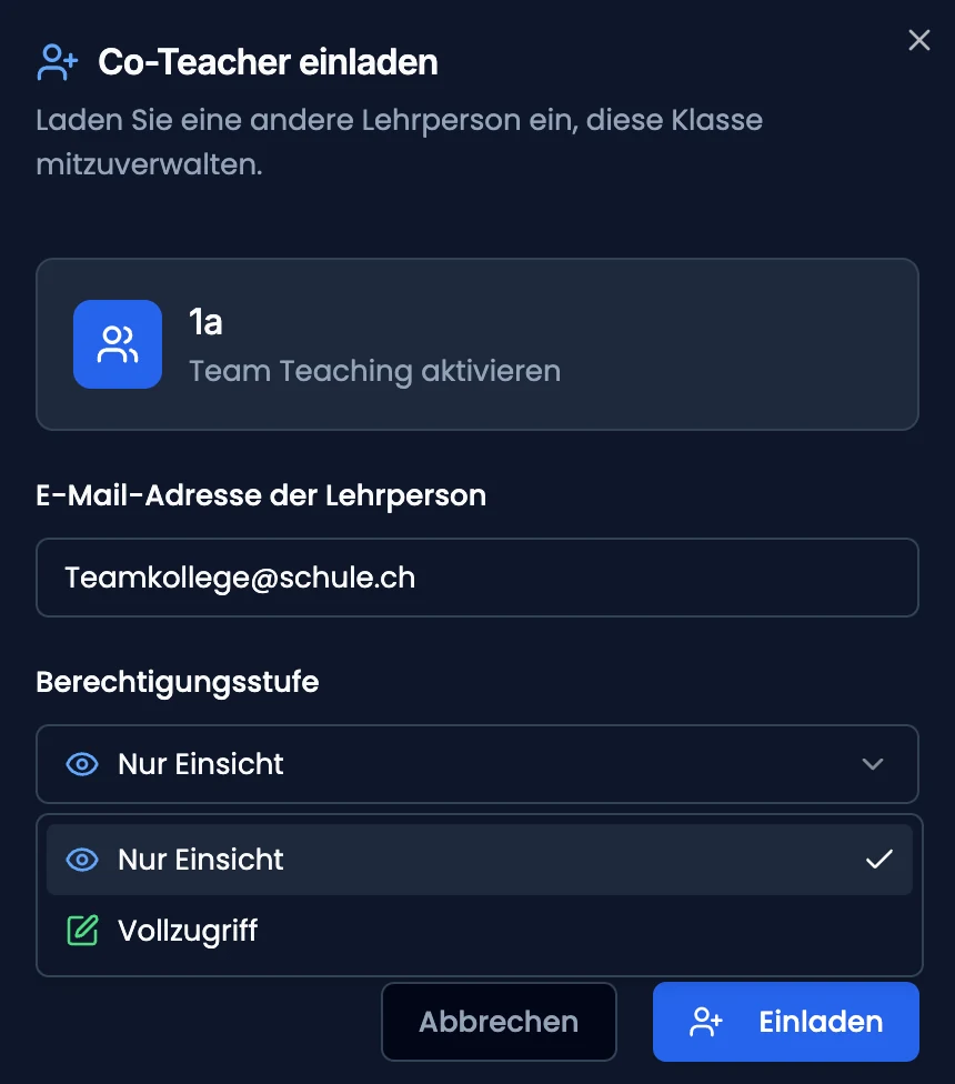 Dialog «Co-Teacher einladen» mit E-Mail-Feld und geöffnetem Berechtigungs-Dropdown